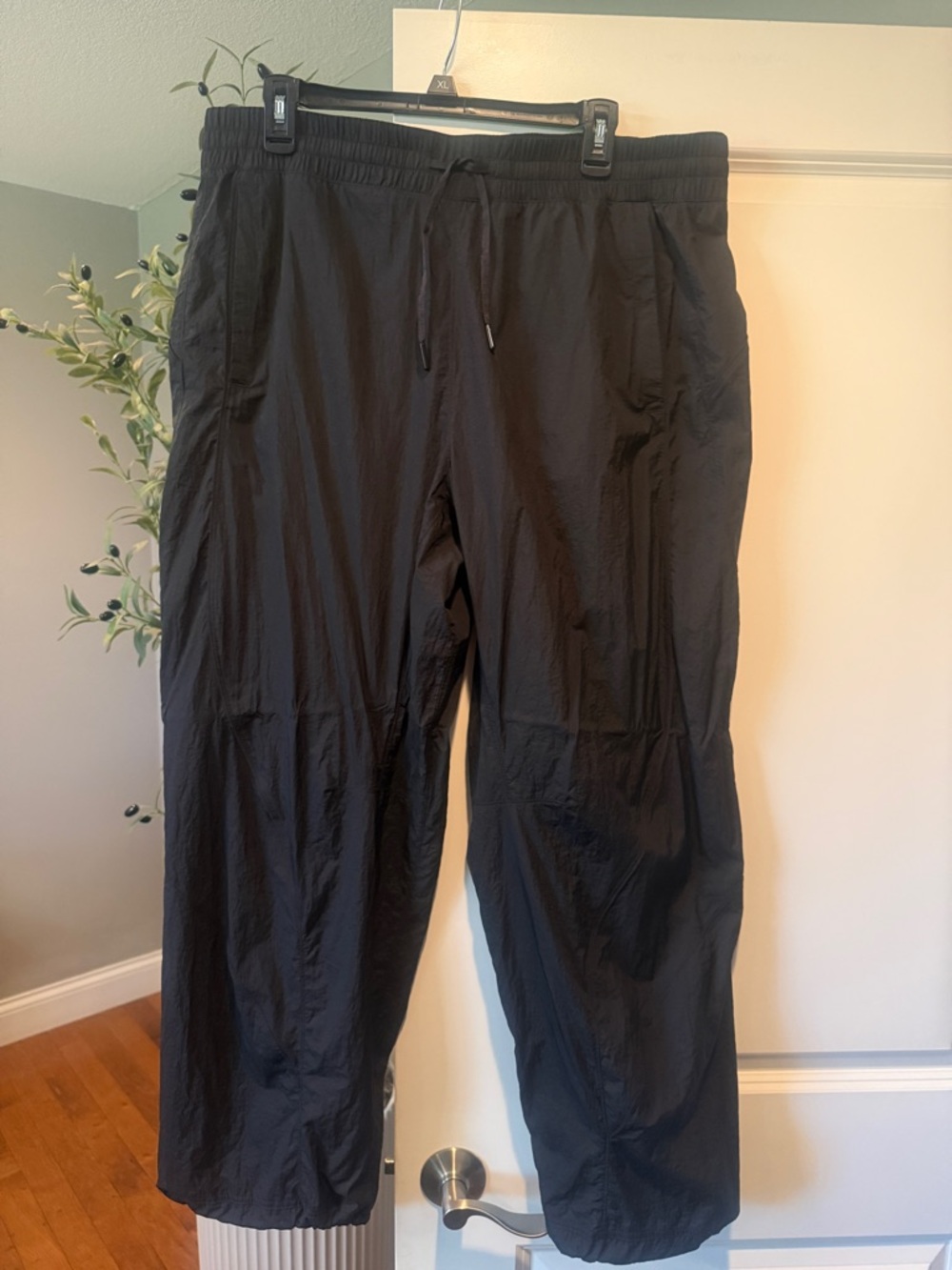 Lululemon License to Train Set - Picture 5 of 7